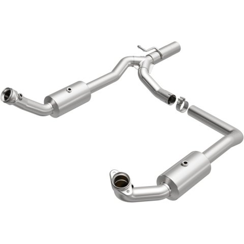 MagnaFlow 09-13 Ford E-350 Super Duty V10 6.8 OEM Underbody Direct Fit Catalytic Converter thumbnail 1
