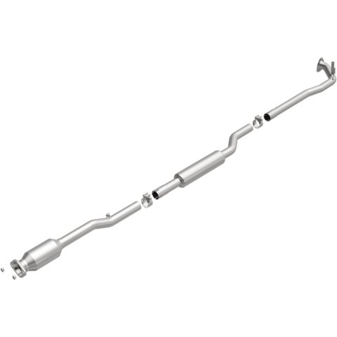 MagnaFlow 14-18 Mitsubishi Outlander Underbody 2.4L AWD Direct Fit Catalytic Converter thumbnail 1