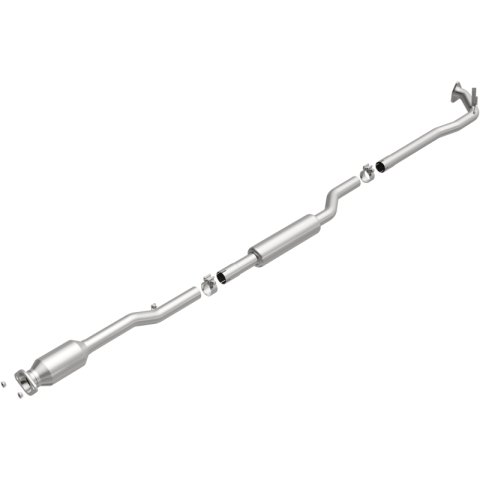 MagnaFlow 14-18 Mitsubishi Outlander Underbody 2.4L AWD Direct Fit Catalytic Converter thumbnail 2