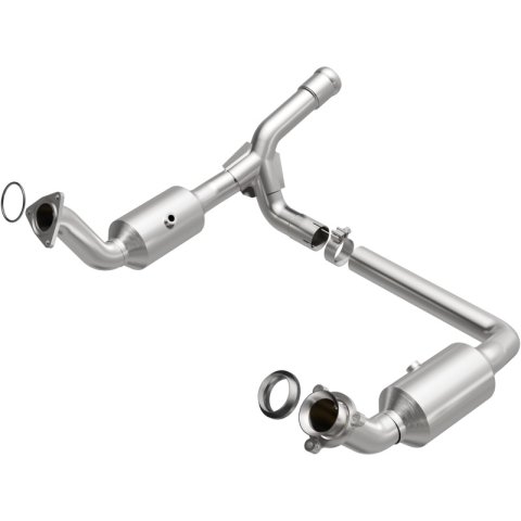 MagnaFlow 19-20 GMC Sierra 1500 Single Underbody 4.3L/5.3L Direct Fit Catalytic Converter thumbnail 2