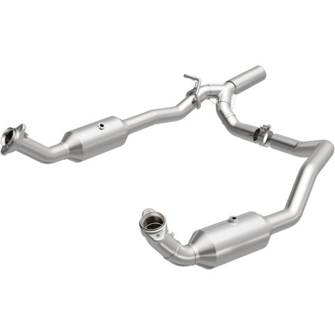 MagnaFlow 17-18 Ford E-350 6.8L Direct Fit Converter thumbnail 1