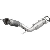 MagnaFlow 17-20 Nissan Rogue Sport Rear Underbody 2L Direct Fit Converter thumbnail 1