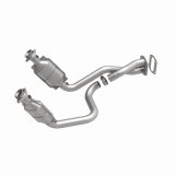 MagnaFlow 2005 Ford F-250 Super Duty 6.8L Direct Fit Converter thumbnail 4