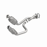 MagnaFlow 2005 Ford F-250 Super Duty 6.8L Direct Fit Converter thumbnail 5