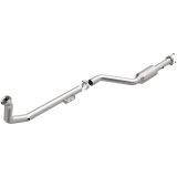 MagnaFlow 2002 Mercedes-Benz C230 2.3L Direct Fit Converter thumbnail 1