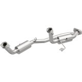 MagnaFlow 04-05 Ford Freestar 3.9L Direct Fit Converter thumbnail 2