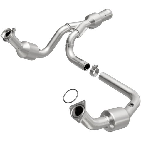 MagnaFlow 11-14 Escalade 6.2 Underbody Direct Fit Converter thumbnail 1