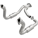 MagnaFlow 08-10 Ford F-350 Super Duty 6.8L Direct Fit Converter thumbnail 2