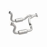 MagnaFlow 08-10 Ford F-350 Super Duty 6.8L Direct Fit Converter thumbnail 3