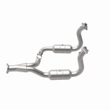 MagnaFlow 08-10 Ford F-350 Super Duty 6.8L Direct Fit Converter thumbnail 9