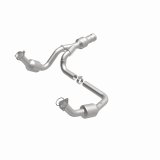 MagnaFlow 11-15 GMC Yukon 6.2L Direct Fit Converter thumbnail 7