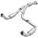 MagnaFlow 12-14 Chevrolet Silverado 2500 HD 6.0L Direct Fit Converter thumbnail 1