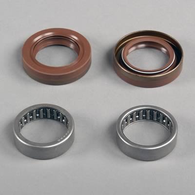 Ford Racing 8.8 Inch IRS Bearing and Seal Kit thumbnail 2
