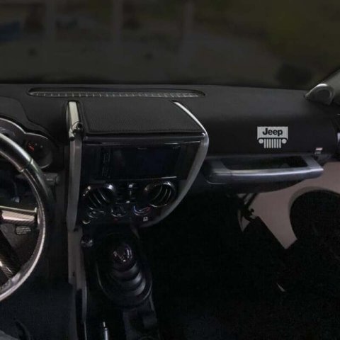 Covercraft 22-24 Jeep Grand Cherokee - Limited Edition Custom Dash Cover w Jeep Grill Logo thumbnail 2