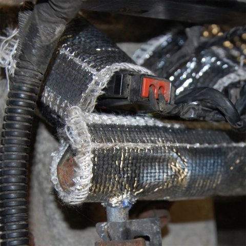 DEI 97-04 Jeep 4.0L Fuel Rail & Injector Cover thumbnail 9