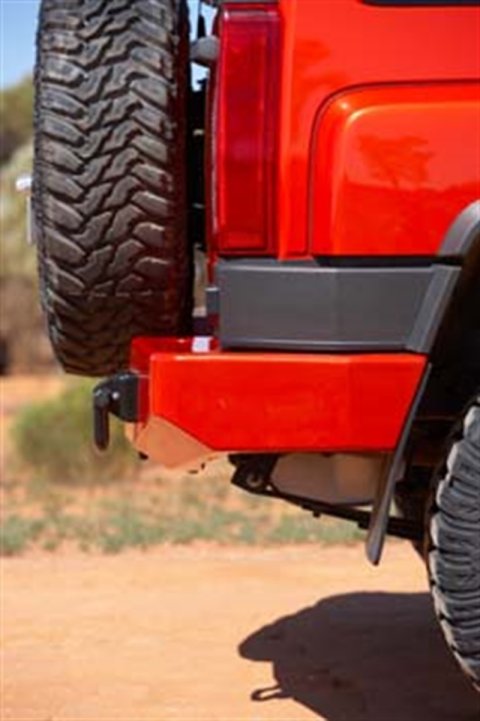 ARB Rear Bar Hummer H3 No Flr thumbnail 3