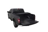 Lund 05-17 Nissan Frontier (5ft. Bed w/o Utility Track) Genesis Tri-Fold Tonneau Cover - Black thumbnail 2