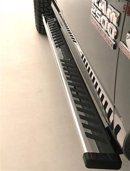 Lund 2019 RAM 1500 Crew Cab Summit Ridge 2.0 Running Boards - Stainless thumbnail 4