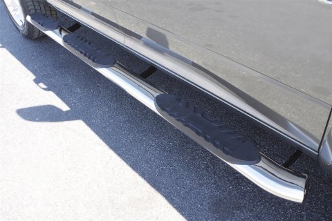 Lund 2019 Chevy Silverado 1500 CC (5.5in Bed Rocker Panel) 5in. Oval WTW SS Nerf Bars - Polished thumbnail 1