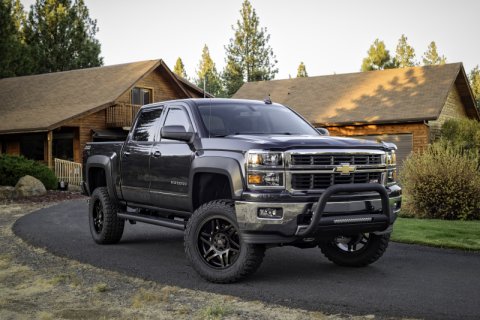 Lund 20-22 Chevrolet Silverado 2500HD/3500HD Bull Bar w/Light & Wiring - Black thumbnail 5