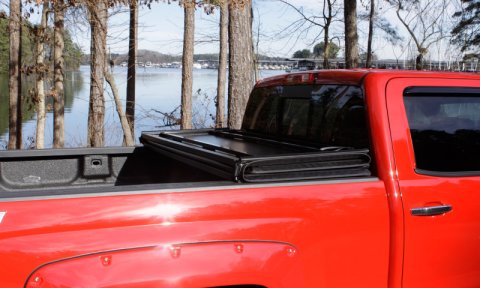 Lund 22-23 Ford Maverick (4.5ft Bed) Hard Fold Tonneau Cover - Black thumbnail 4
