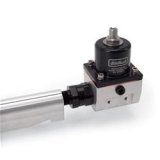 Russell Performance Adapter -10 SAE Male Port to -8 SAE Male Port Swivel Black thumbnail 2