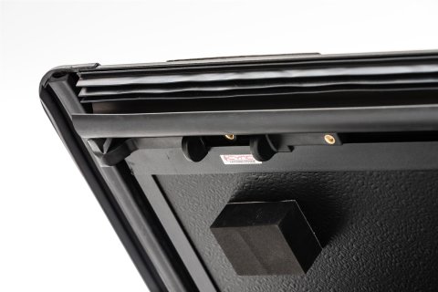 LEER 2019+ Ram HF350M 5Ft7In Classic w/o RamBox Tonneau Cover - Folding Full Size Short Bed thumbnail 2