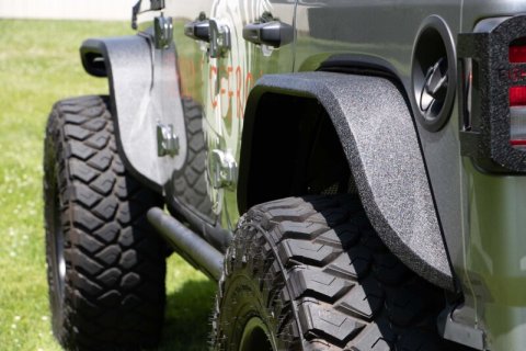 Fishbone Offroad 2020+ Jeep Gladiator Rear Fenders Elite Steel thumbnail 2