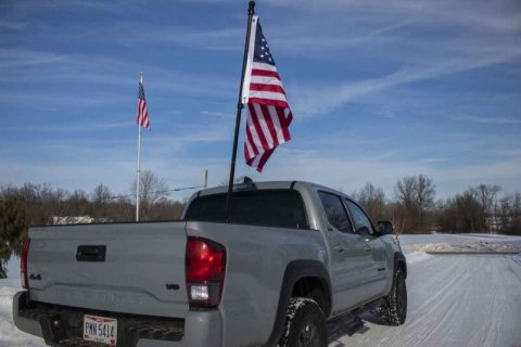 Fishbone Offroad Bed Rail Flag Mount thumbnail 2