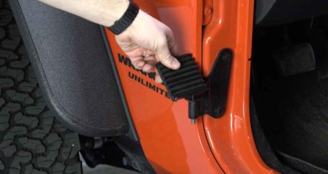 Fishbone Offroad 07-18 Jeep Wrangler JK - Foot Peg Set - Black thumbnail 2