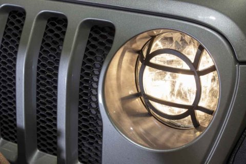 Fishbone Offroad 2018+ Jeep Wrangler JL Aluminum Headlight Guards thumbnail 9
