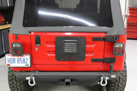 Fishbone Offroad 97-06 Jeep Wrangler TJ Tailgate Plate - Black Textured Powdercoat Aluminum thumbnail 3