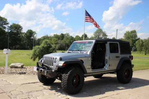 Fishbone Offroad 2018+ Jeep Wrangler JL / 2020+ Gladiator JT Foot Peg Set - Black thumbnail 3