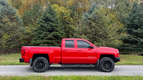 Fishbone Offroad 07-18 Chevrolet Silverado 1500/2500/3500 Double Cab Oval Side Steps -Black Textured thumbnail 5
