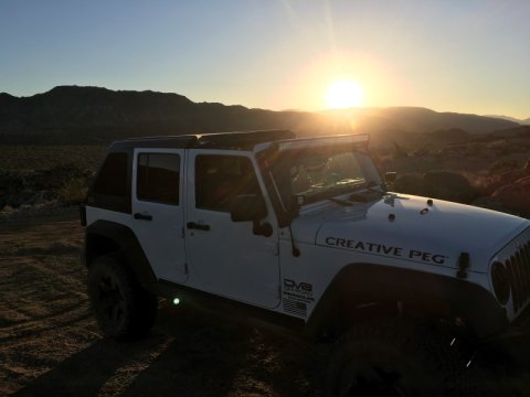 DV8 Offroad 07-18 Jeep Wrangler JK 2 Piece Fast Back Hard Top 4 Door - Black (DS Only) thumbnail 4