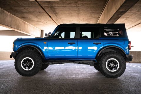 DV8 Offroad 21-22 Ford Bronco OE Plus Series Side Steps thumbnail 1