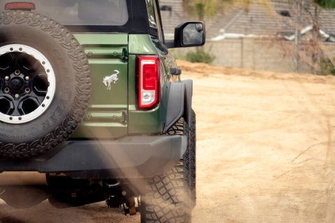 DV8 Offroad 21-23 Ford Bronco Tube Fender Flares thumbnail 1