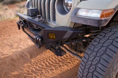 DV8 Offroad 18-23 Jeep Wrangler JL / 20-23 Jeep Gladiator JT FS-7 Mid-Width Winch Front Bumper thumbnail 9