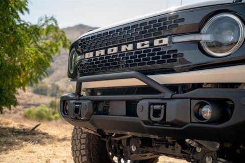 DV8 Offroad 21-24 Ford Bronco Capable Bull Bar thumbnail 7