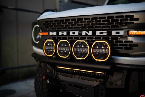DV8 Offroad Elite Series 20in Dual Row Light Bar w/ Accent Light thumbnail 5