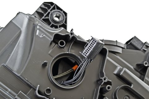 Hella 2014-2016 Audi A3 Bi-Xenon Headlight Assembly thumbnail 2