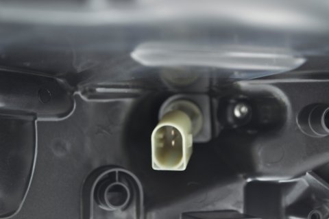 Hella 2010-2012 Mercedes-Benz GL350 Bi-Xenon Headlight Assembly thumbnail 6