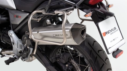 Remus 2019 Moto Guzzi Moto Guzzi V85 TT Black Hawk Stainless Steel Slip On w/Connection Tube (1x rms0105 455519, 1x rms64583 455519)
