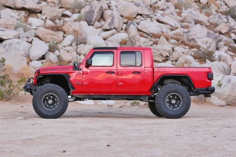 Fabtech 20-21 Jeep JT 4WD Gas 5in Crawler w/Dlss (Bundled Kit) thumbnail 2