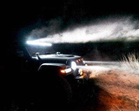 Oracle Jeep Wrangler JL/Gladiator JT Integrated Windshield LED Light Bar System thumbnail 5