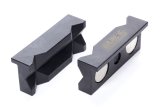 Earl's Performance Vise Jaw Liners 1044ERL Protectors, Nylon, Black, Inserts, Internal Magnets 4 in., Pair thumbnail 2