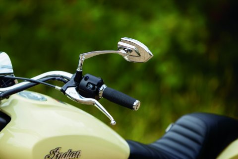 Kuryakyn Thresher Grips 5950 Grips, Thresher, Aluminum, Chrome, Twist Throttle, 7/8 in. Bar Diameter, Pair thumbnail 5
