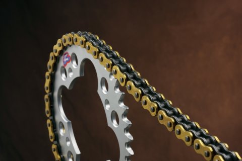 Renthal R4 ATV Z-Ring Drive Chains C302 Chain, Z-Ring, 520 Size, 100-Links, 8,093 lbs./in. Tensile Strength, Gold/Black, Each thumbnail 4