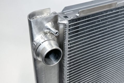 CSF Radiator Radiators 7218 BMW E60 M5 / E6X M6 High-Performance All-Aluminum thumbnail 4