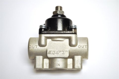 Quick Fuel Pressure Regulators 30-803QFT Regulator, 4.5-9 psi, Adjustable, 1:1 Boost Reference Port, Each thumbnail 1